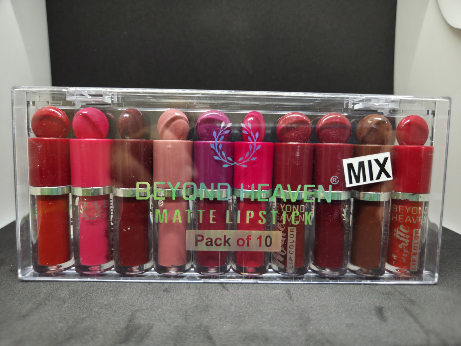 Liquid matte lipstick